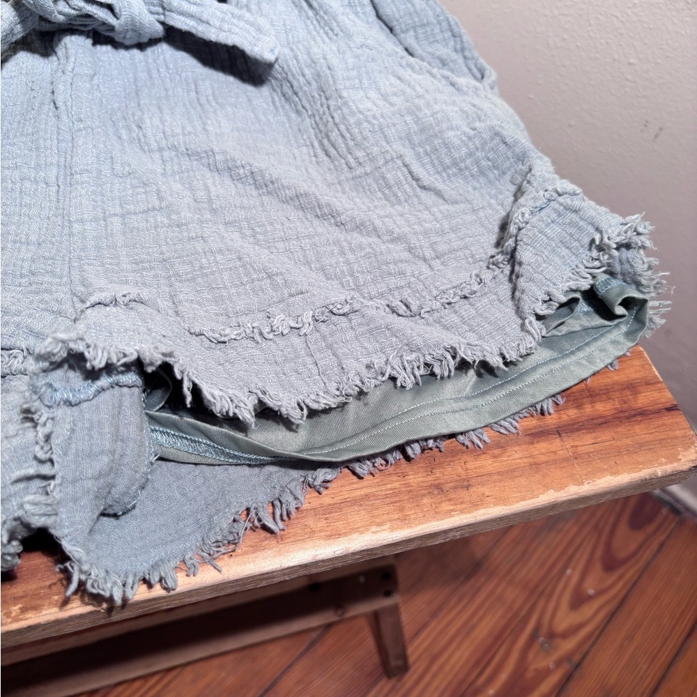 New In Shorts - Picture 4 of 10